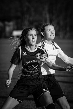 Bild 1894 - B-Juniorinnen MSG Steinhorst Krummesse - SV Frisia 03 Risum Lindholm : Ergebnis: 0:5